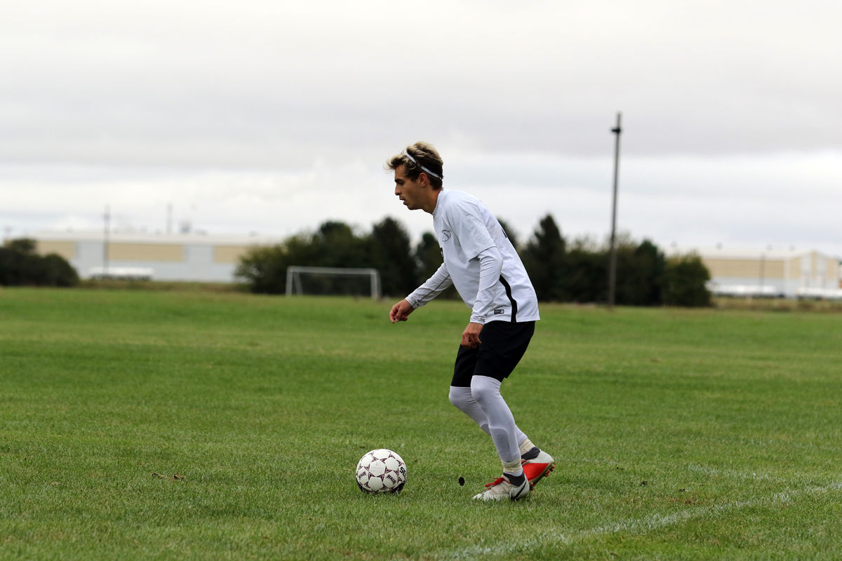 YC Mens Soccer vs Avila (73).JPG
